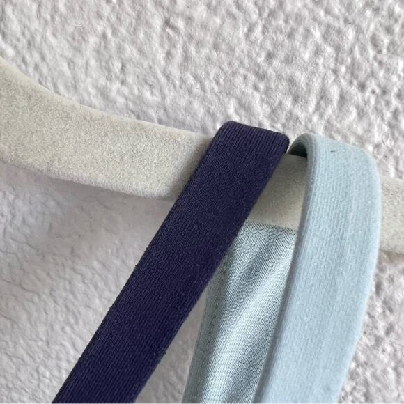 Lululemon Energy Bra Blue Groovy Stripe Nimbus Criss Cross Straps - Picture 8 of 10